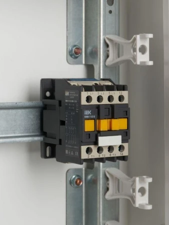 IEK KKM11-012-230-10