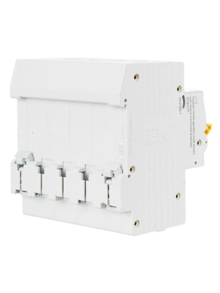 IEK MAD10-4-032-C-030