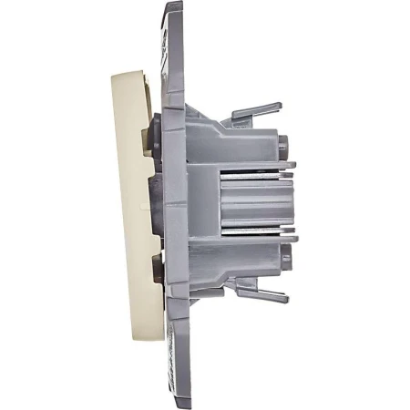 Legrand (группа IEK) 673621