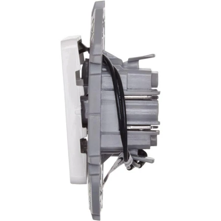 Legrand (группа IEK) 673610