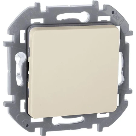 Legrand (группа IEK) 673601