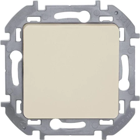 Legrand (группа IEK) 673601