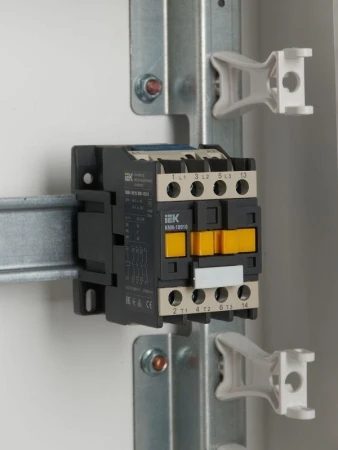 IEK KKM11-009-230-10